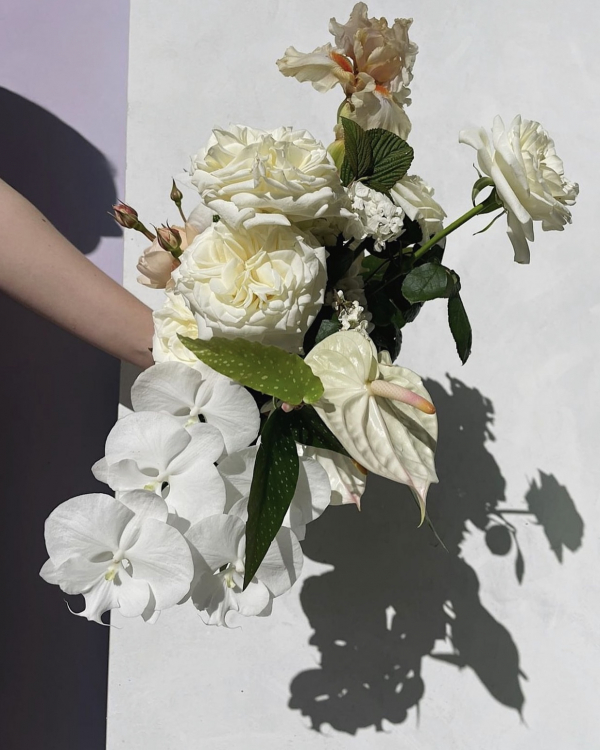 How to Choose Your Wedding Bouquet | Bridal Flower Bouquet Guide