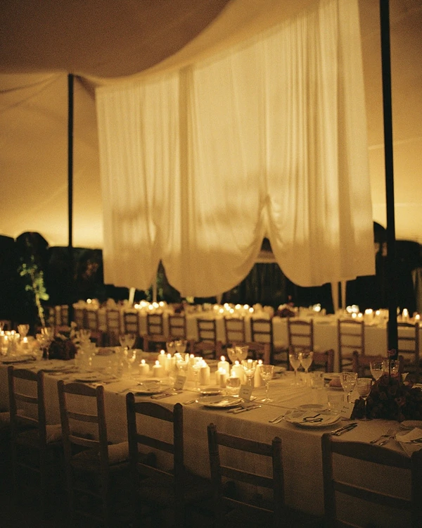 An Elegant & Artistic Palace Wedding in Seville, Spain — photo 2