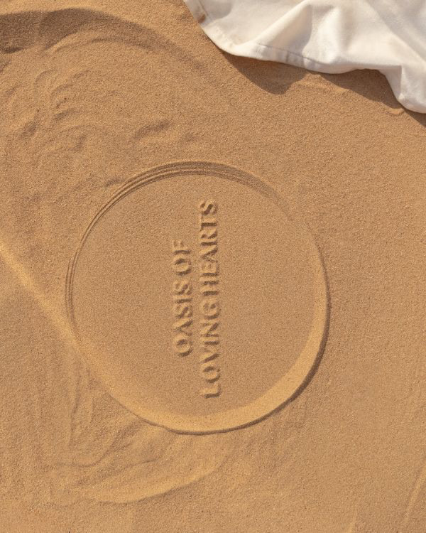 An Ethereal & Otherworldly Wedding in the Arabian Desert