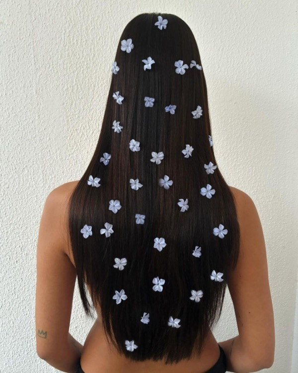 30 Chic Hairstyles for Brides with Long Hair