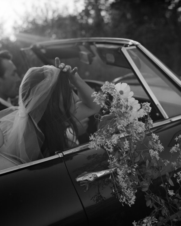 A Joyful Celebration in the Golden Rolling Hills of Tuscany