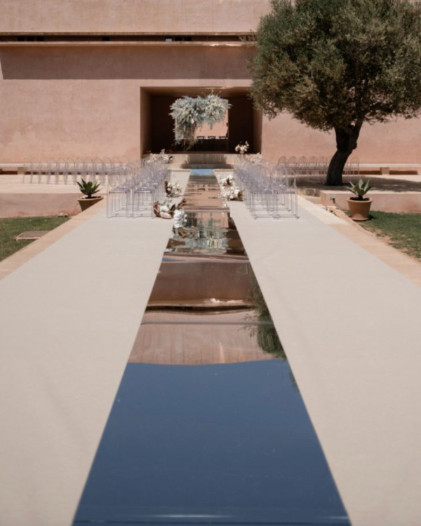 45 Silver Wedding Decor Ideas That Are Totally on Trend