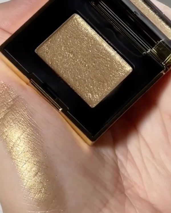 Astrology-Approved Beauty: The Best Makeup Looks for Every Zodiac Sign