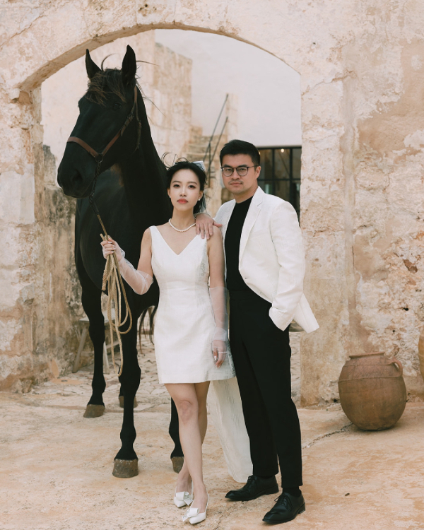 An Artistic Two-Day Wedding Celebration in Menorca, Spain