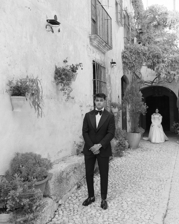 An Enchanting Indian Wedding Amongst a Coastal Vineyard Villa in Spain