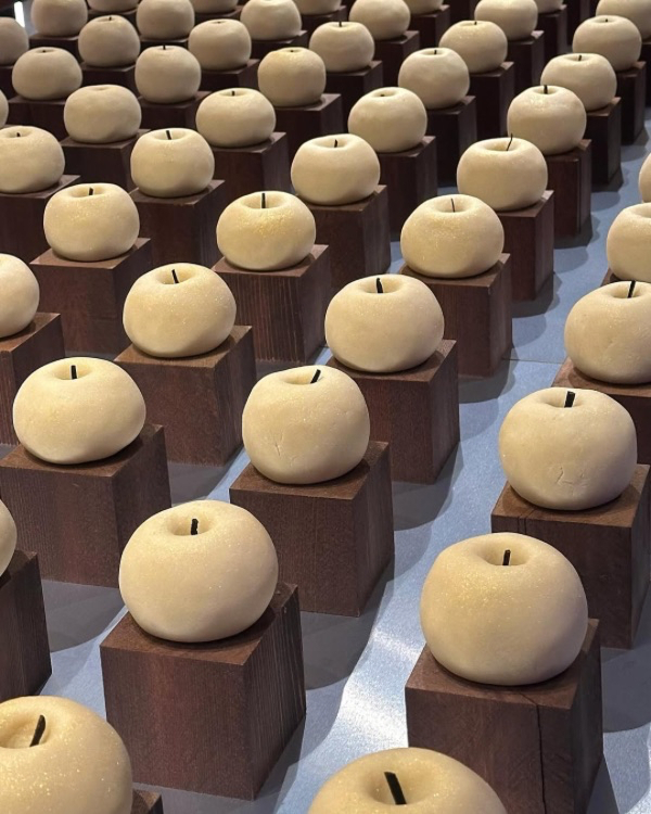 35 Chic Ideas to Elevate Your Wedding Dessert Tables