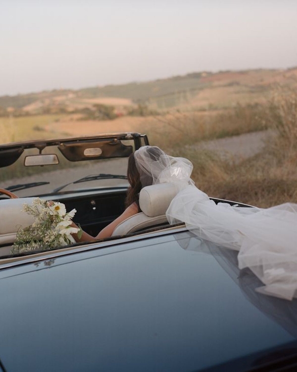 A Joyful Celebration in the Golden Rolling Hills of Tuscany