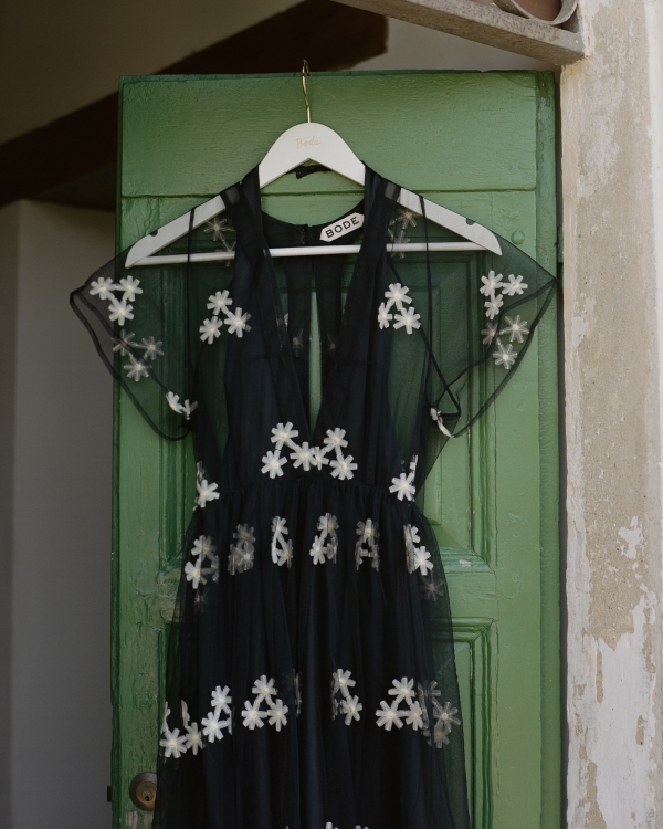 A Joyful Celebration in the Golden Rolling Hills of Tuscany