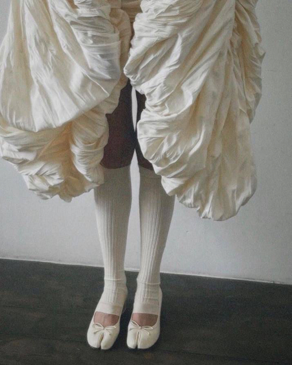 40 Statement Accessories to Complete Your Wedding Wardrobe