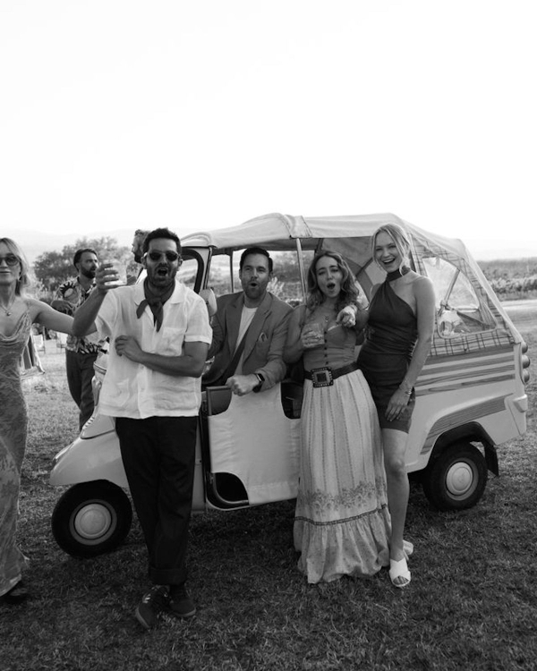 A Joyful Celebration in the Golden Rolling Hills of Tuscany