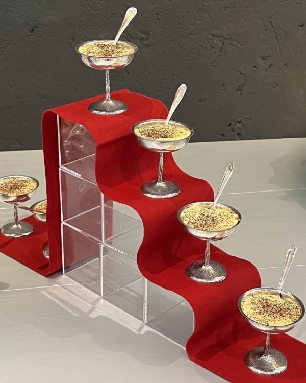 35 Chic Ideas to Elevate Your Wedding Dessert Tables