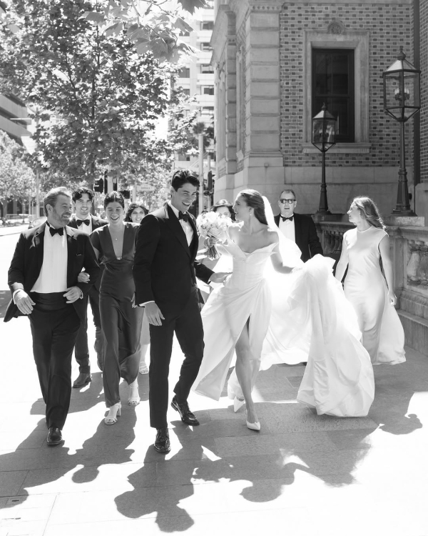 10 Must-Have Wedding Photos Every Couple Needs, According to Top Photographers