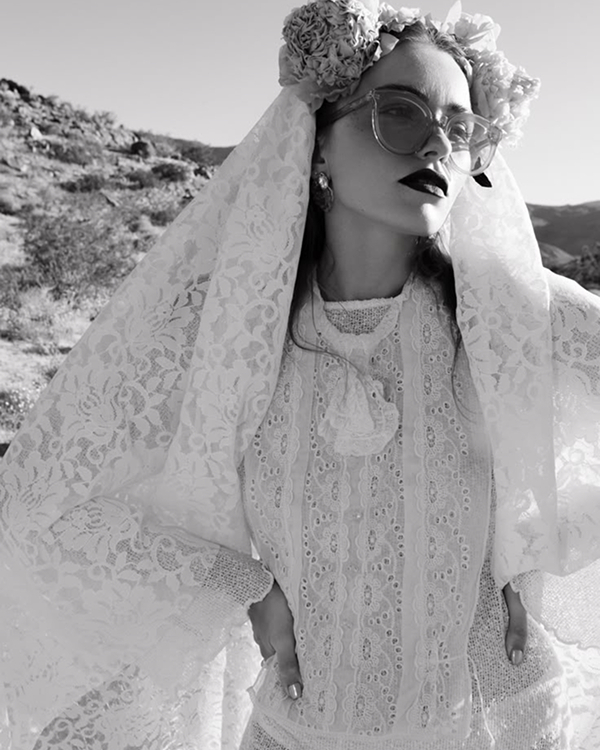 40 Statement Accessories to Complete Your Wedding Wardrobe