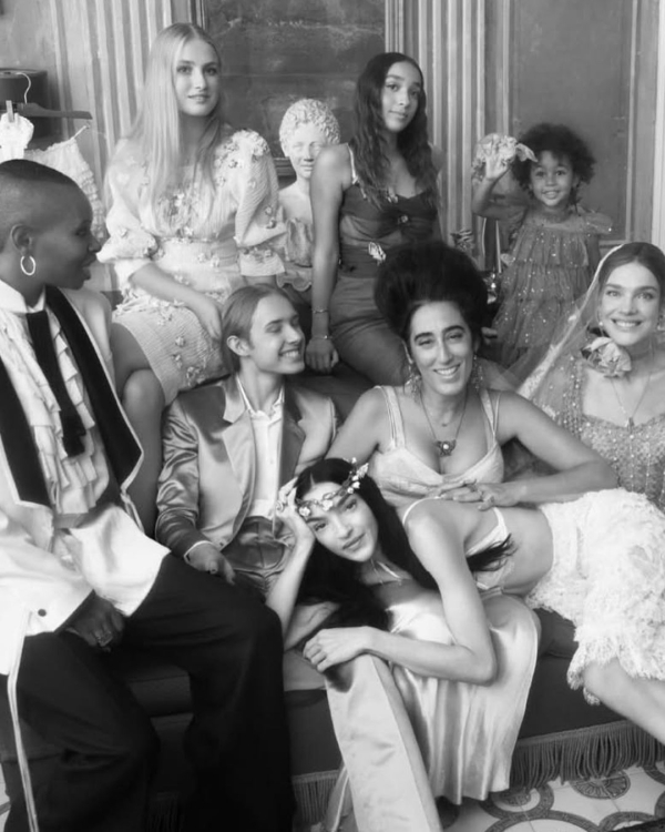 10 Unforgettable Ways to Involve Your Wedding Party on Your Big Day