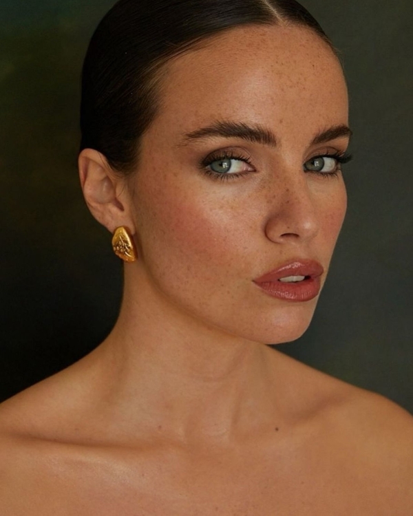 10 Bridal Makeup & Skincare Secrets from Top Beauty Artists