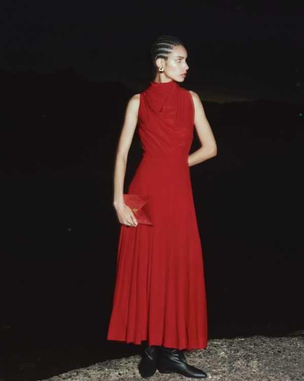 Date Night: 20 Chic Valentine's Day Outfit Ideas