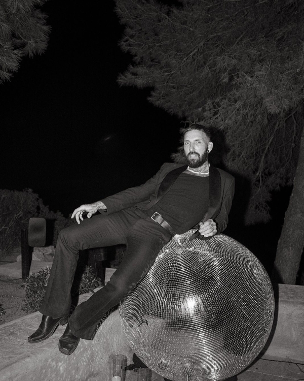 How to Handle Last-Minute Wedding Expenses Without Blowing Your Budget