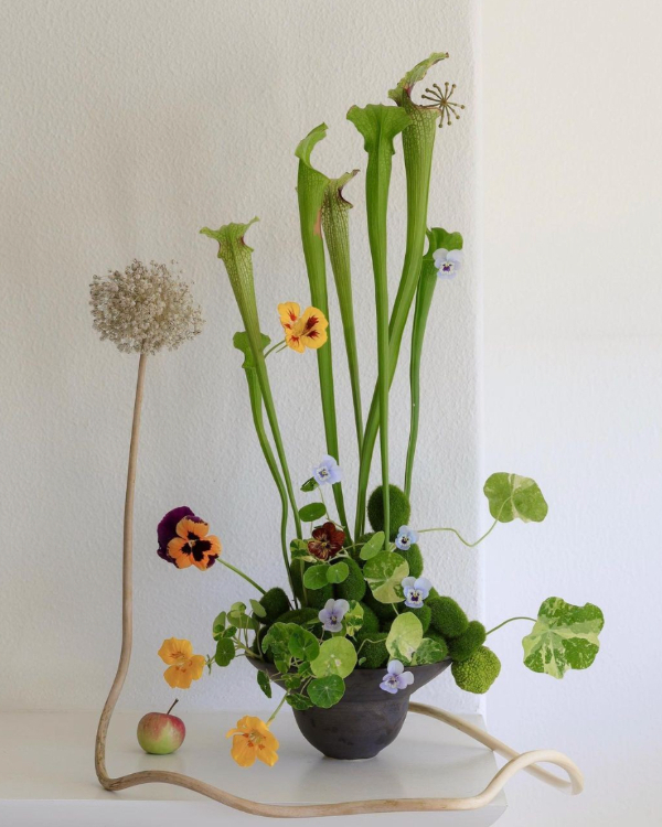 35 Ikebana-Inspired Floral Arrangements to Elevate Your Wedding