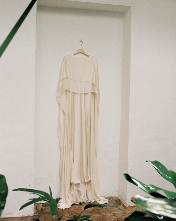 An Elegant & Artistic Palace Wedding in Seville, Spain