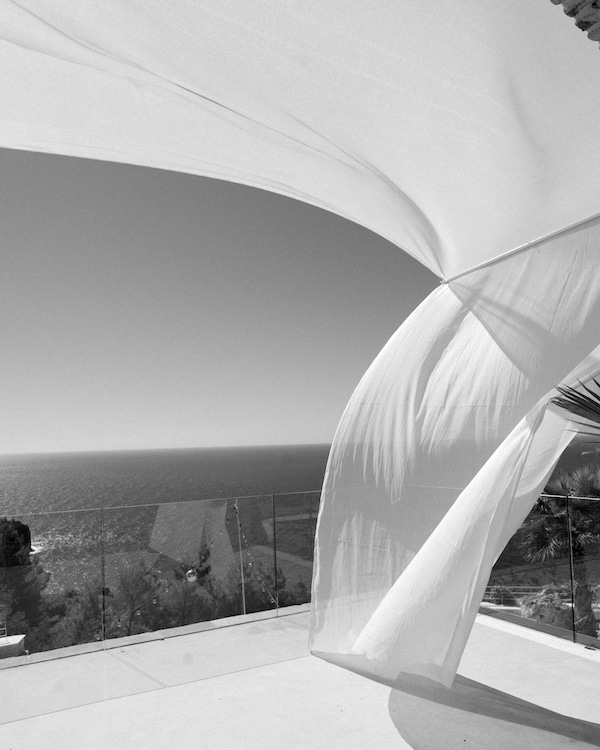 A Sun-Kissed Celebration in Greece Captured on Film