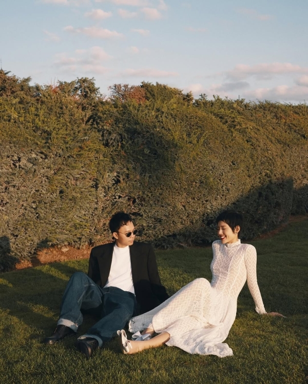 35 Engagement Photoshoot Ideas for Unforgettable Photos