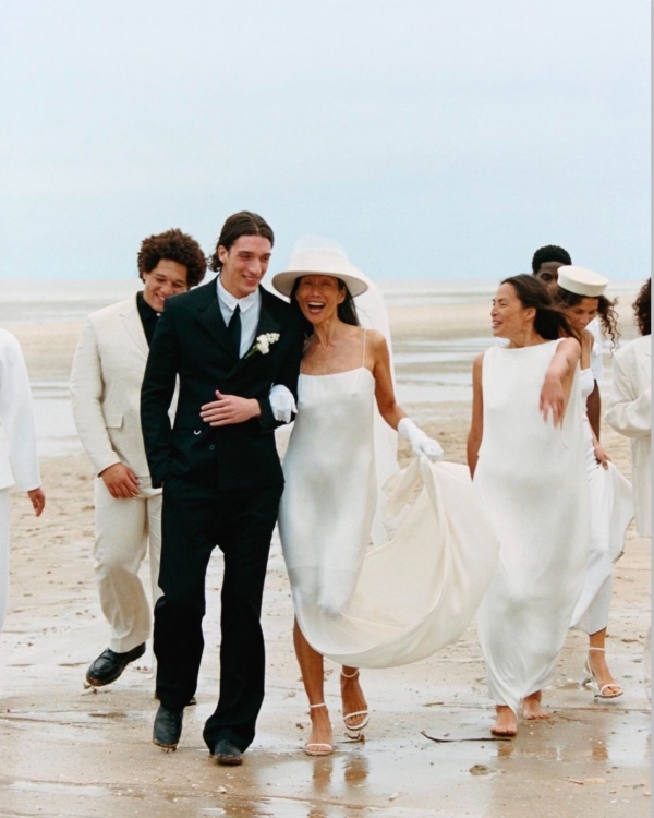 10 Must-Have Wedding Photos Every Couple Needs, According to Top Photographers