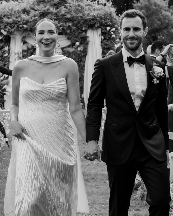 A Romantic Wedding at a Timeless English Countryside Estate