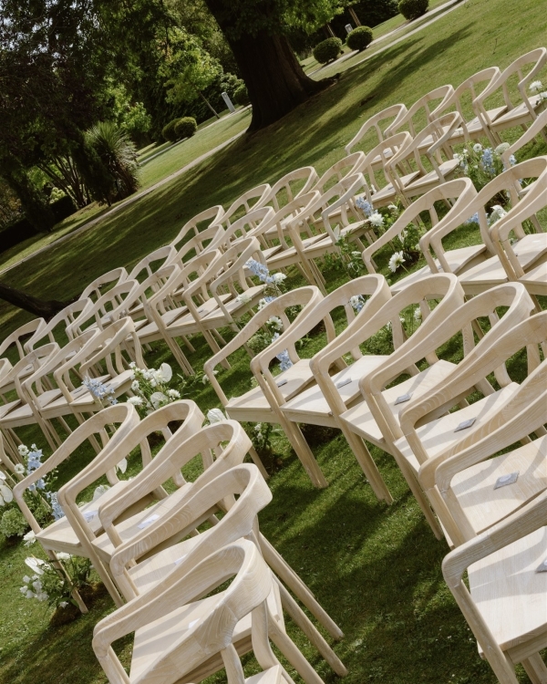A Romantic Wedding at a Timeless English Countryside Estate