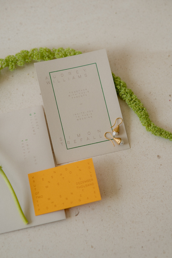 Stationery NoNaked Design