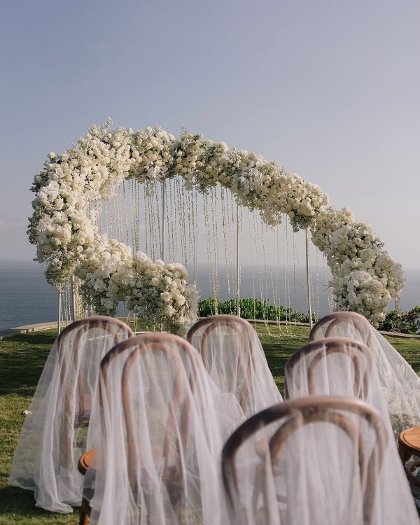 40 Creative Wedding Arch & Backdrop Ideas for an Unforgettable Ceremony