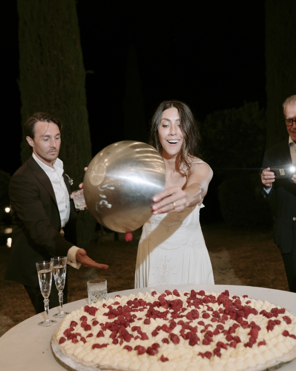 A Joyful Celebration in the Golden Rolling Hills of Tuscany