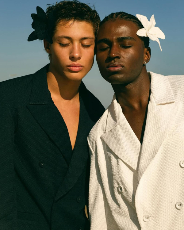 35 Engagement Photoshoot Ideas for Unforgettable Photos