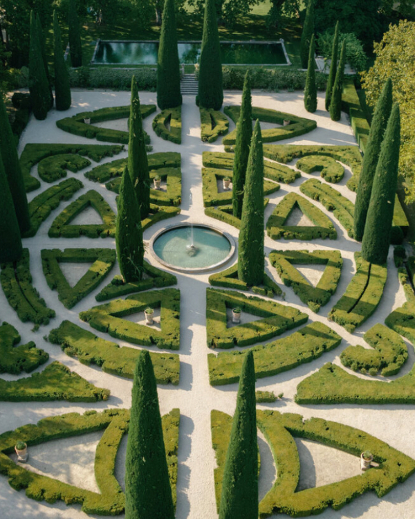 15 Best Wedding Venues in Provence