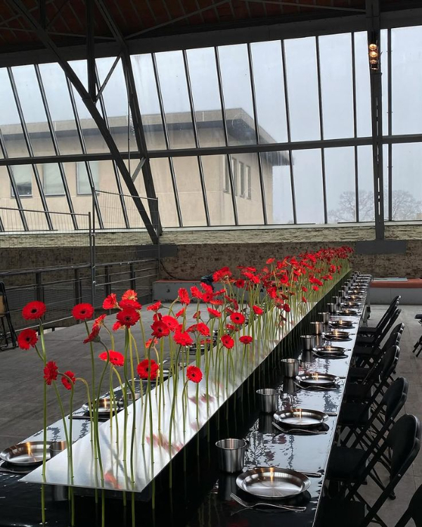 35 Ways to Style Freestanding Floral Stems