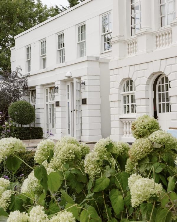 A Romantic Wedding at a Timeless English Countryside Estate