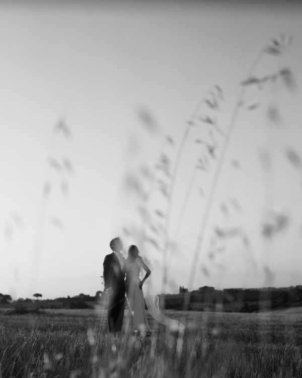 A Joyful Celebration in the Golden Rolling Hills of Tuscany