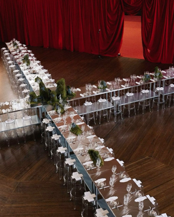 45 Silver Wedding Decor Ideas That Are Totally on Trend