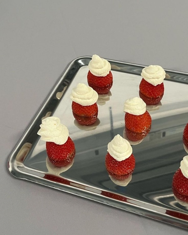 35 Chic Ideas to Elevate Your Wedding Dessert Tables