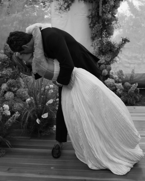 How to Set Boundaries When Parents Are Paying for Your Wedding