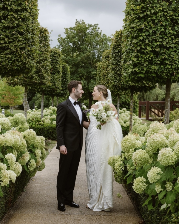 A Romantic Wedding at a Timeless English Countryside Estate