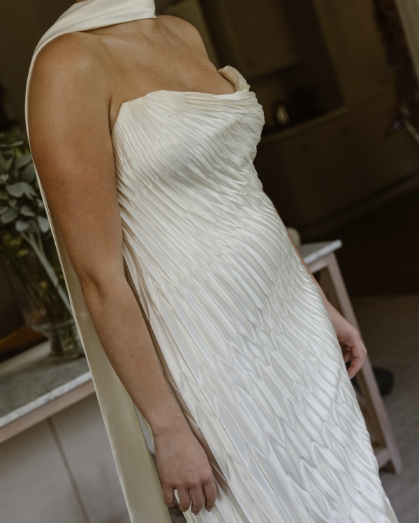 A Romantic Wedding at a Timeless English Countryside Estate