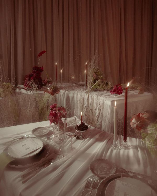 Vintage Dreams, Modern Love