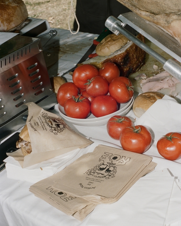 A Joyful Celebration in the Golden Rolling Hills of Tuscany