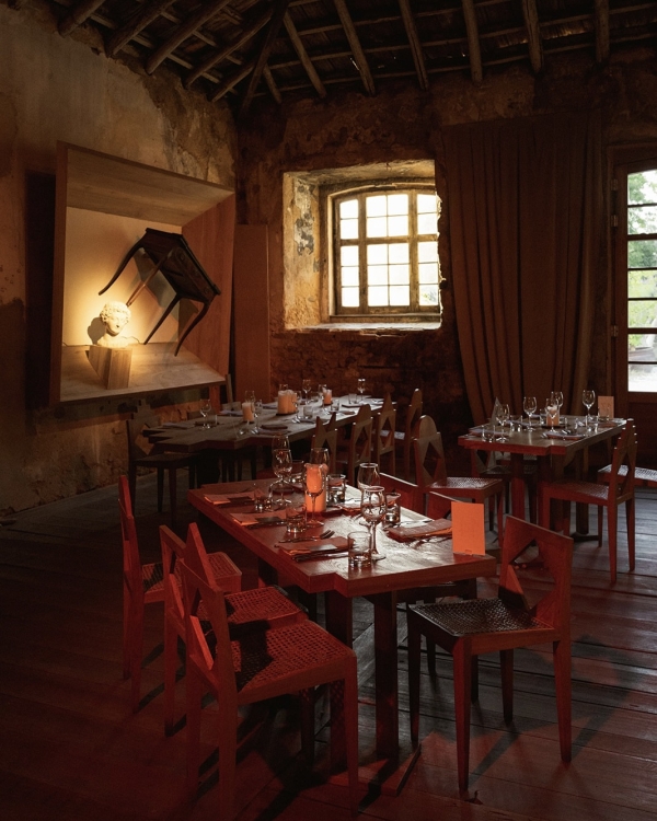 An Avant-Garde Celebration with Performance Art in Lisbon