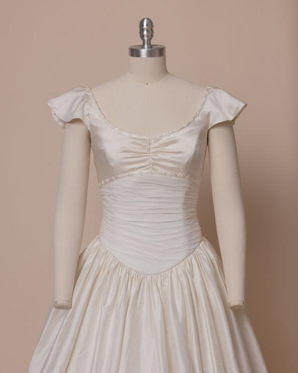 13 Vintage Bridal Boutiques in the US