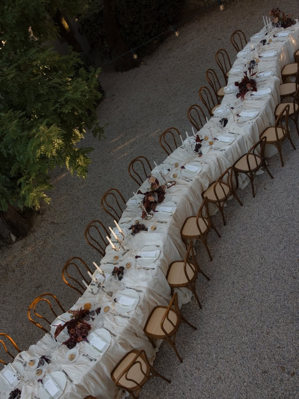 How to Choose Sustainable Wedding Florals Without Compromising Style