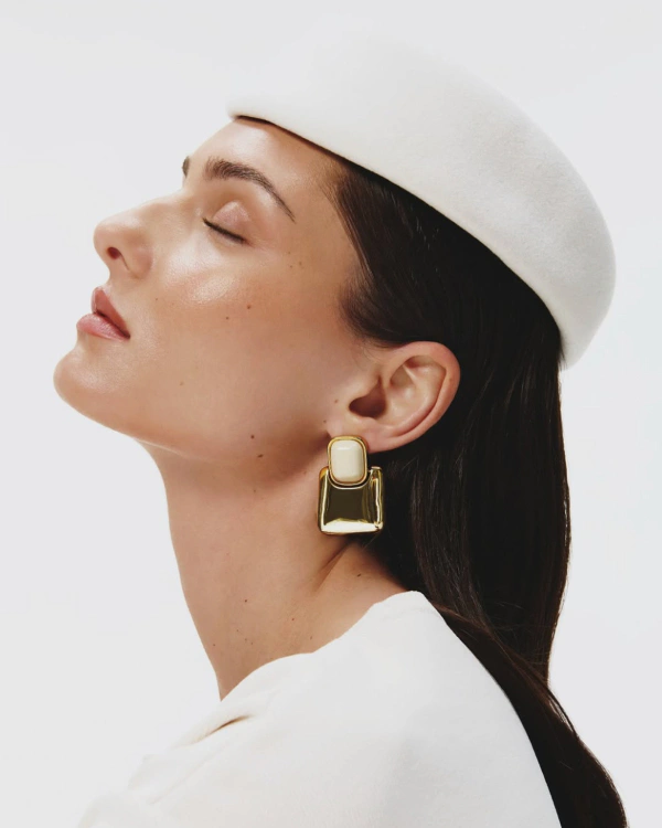 20 of the Season’s Chicest It-Girl Bridal Accessories — photo 2