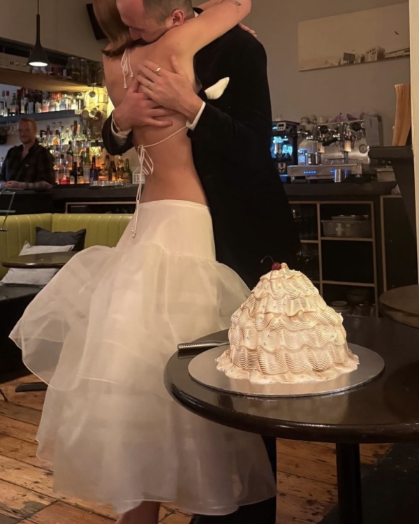 Cakes & Catering Lil Choux Choux