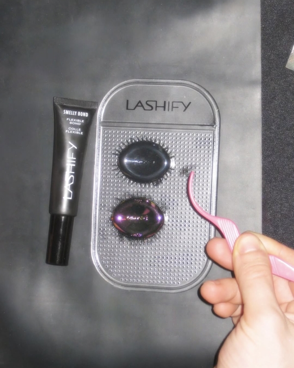 10 Brands for the Best Bridal Fake Lashes