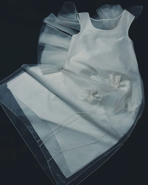 Wedding Dress Decision Fatigue is Real: How to Choose a Dress that Feels Like You — photo 2